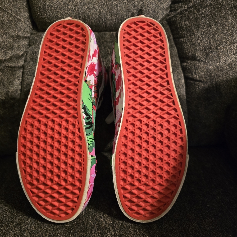 VANS X KENZO floral Red Old Sxhool Hightops. Mens 8.5 Or Womens 10! Worn Twice- - Picture 4 of 7